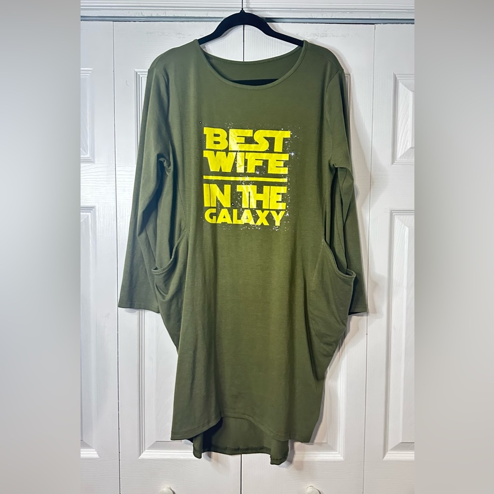 Green Long Sleeve Dress with Yellow Graphic